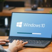 Windows 10 KB4532693 Update Bug Hides User Data, Loads Wrong Profile